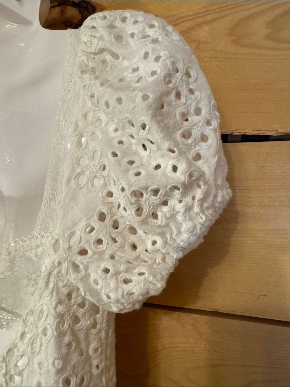 For Love & Lemons Women’s White Eyelet Puff Sleeve Mini Dress Size M Linen Blend - Picture 9 of 14